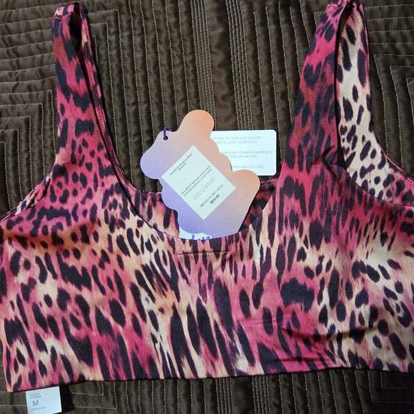 Fabletics Sport Bra 4 Bundle - Picture 2 of 9